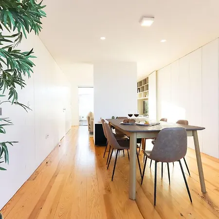 Marques De Pombal Duplex With Terrace By Homing Apartment Lisbon