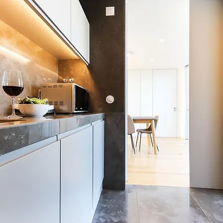 Marques De Pombal Duplex With Terrace By Homing Daire